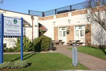 Mercure Swindon East Hotel And Spa Exterior foto